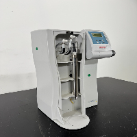 Thermo Scientific Barnstead GenPure Water Purification System image 0